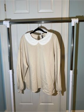 H&M Cream Sweatshirt with White Peter Pan Collar
